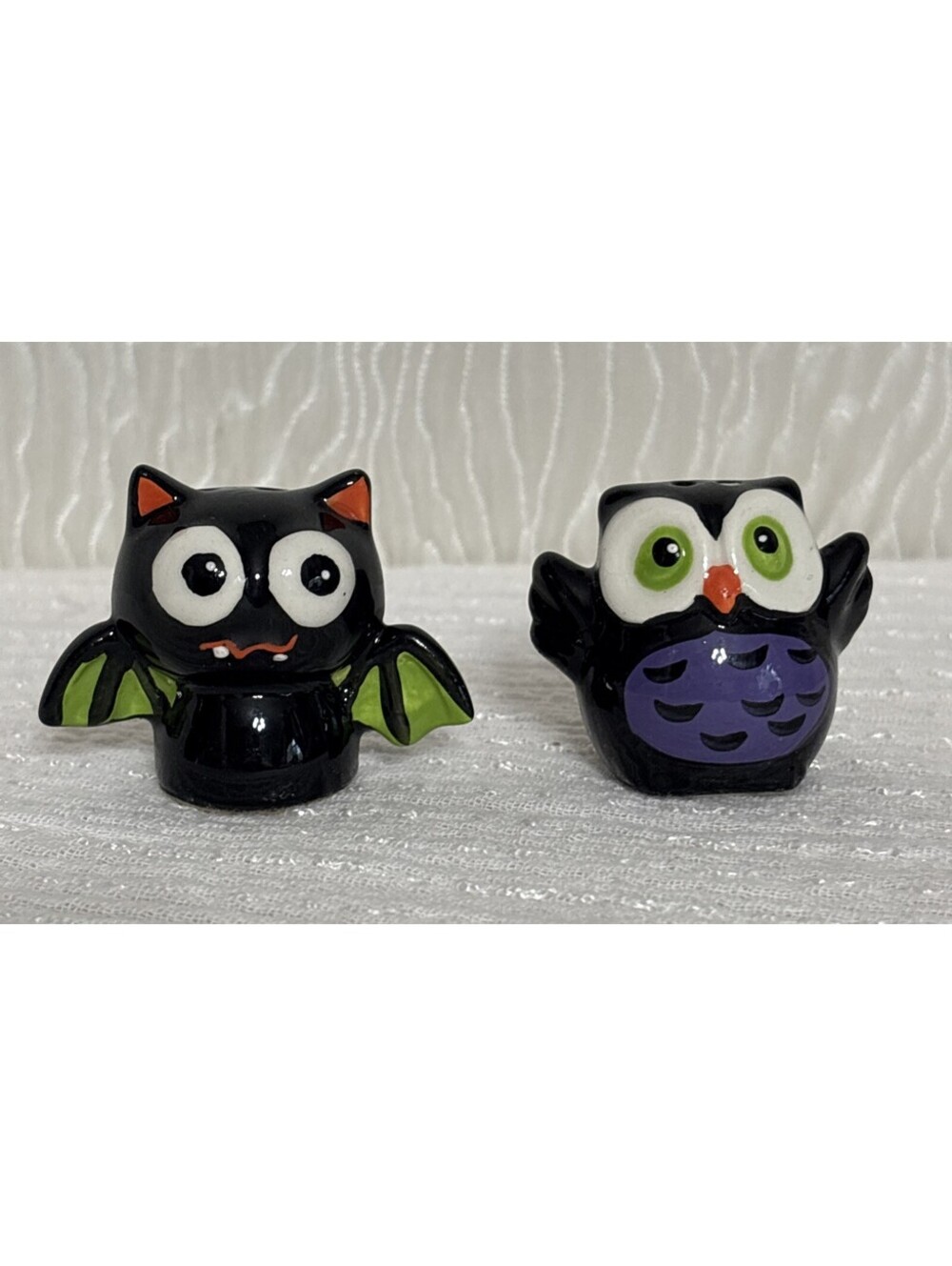 Owl & Bat Salt and Pepper Set Small 1 3/4 Inch Black and Purple with Stoppers